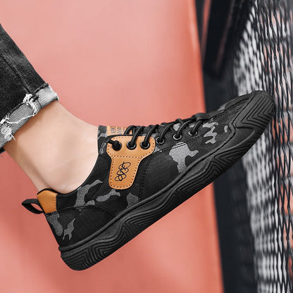 Liberation sneaker