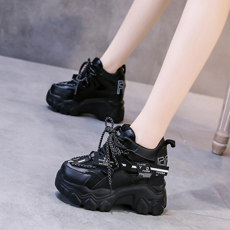 CHUN Sneaker 4