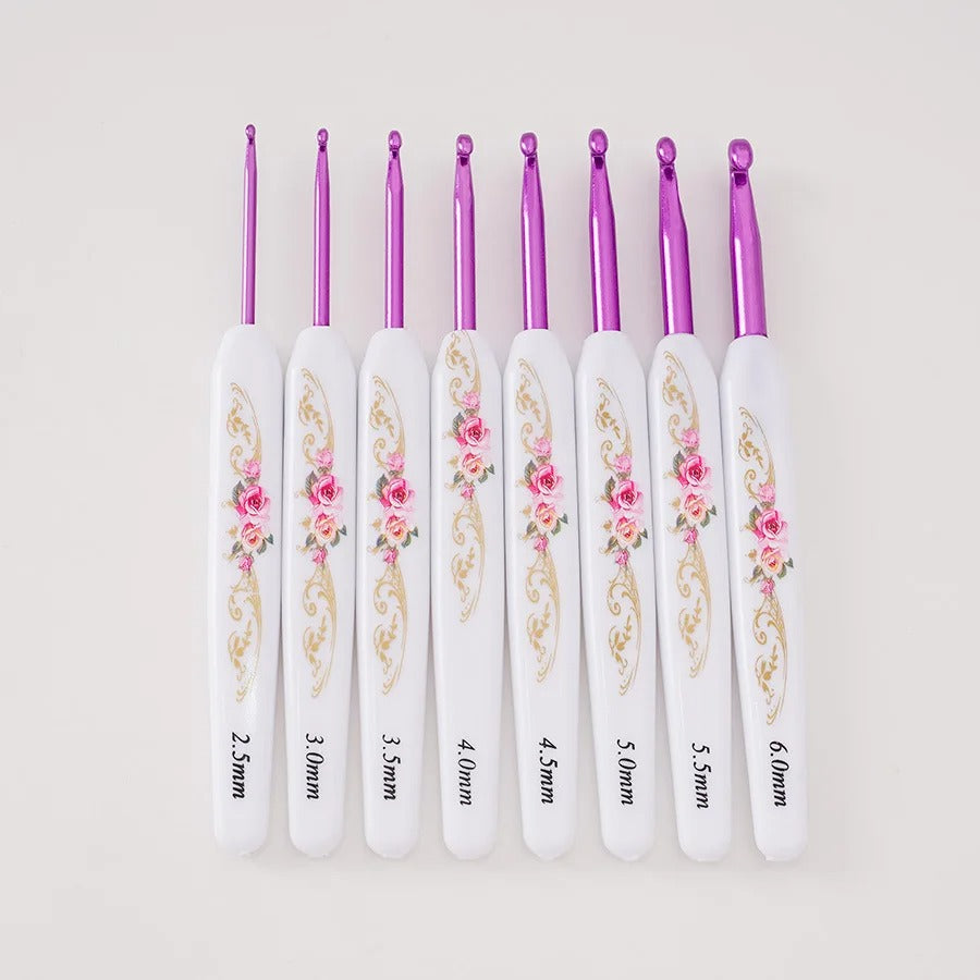 Crochelle™ - Ergonomic Crochet Hook Set